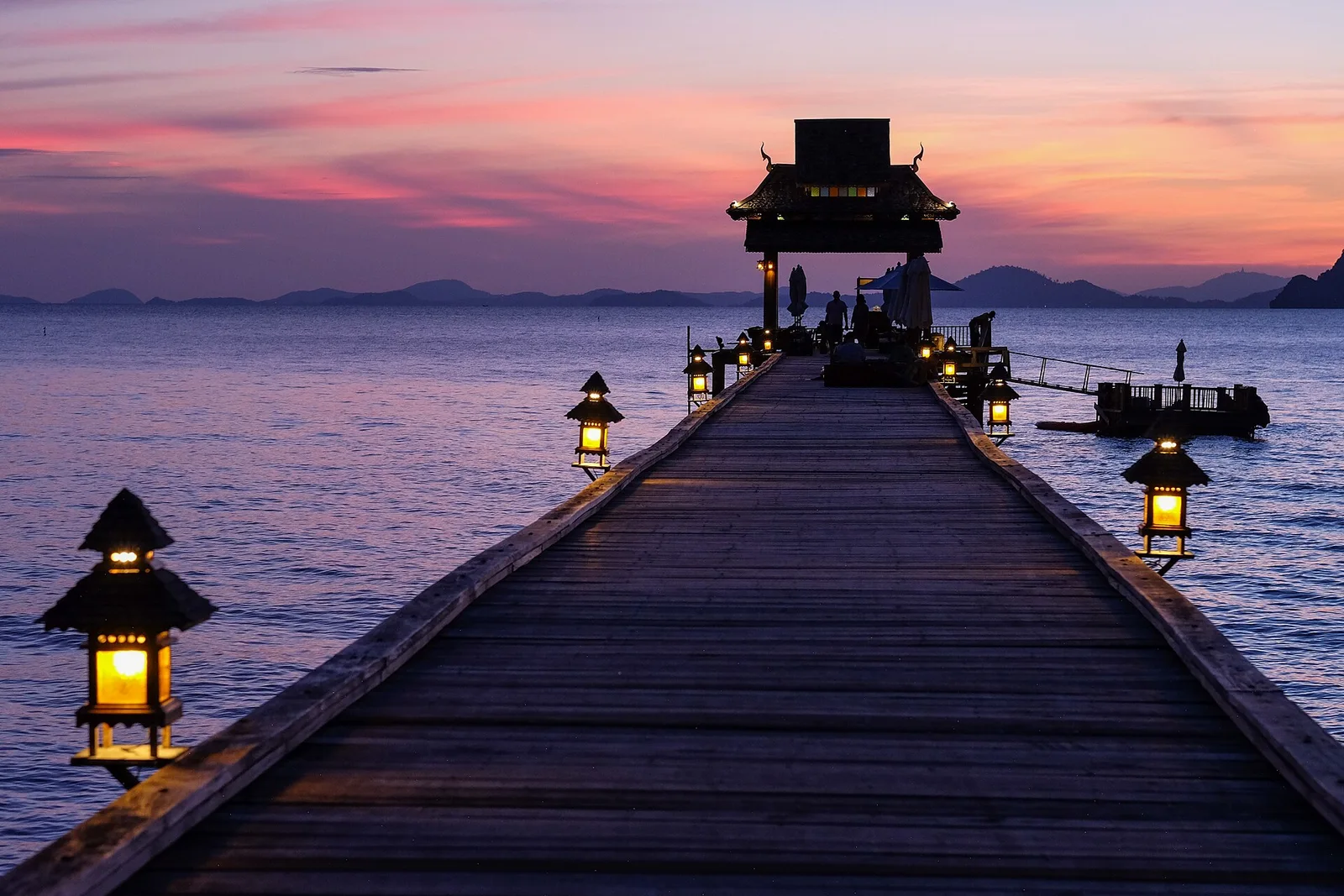 Jetée au coucher du soleil — Koh Yao Yai