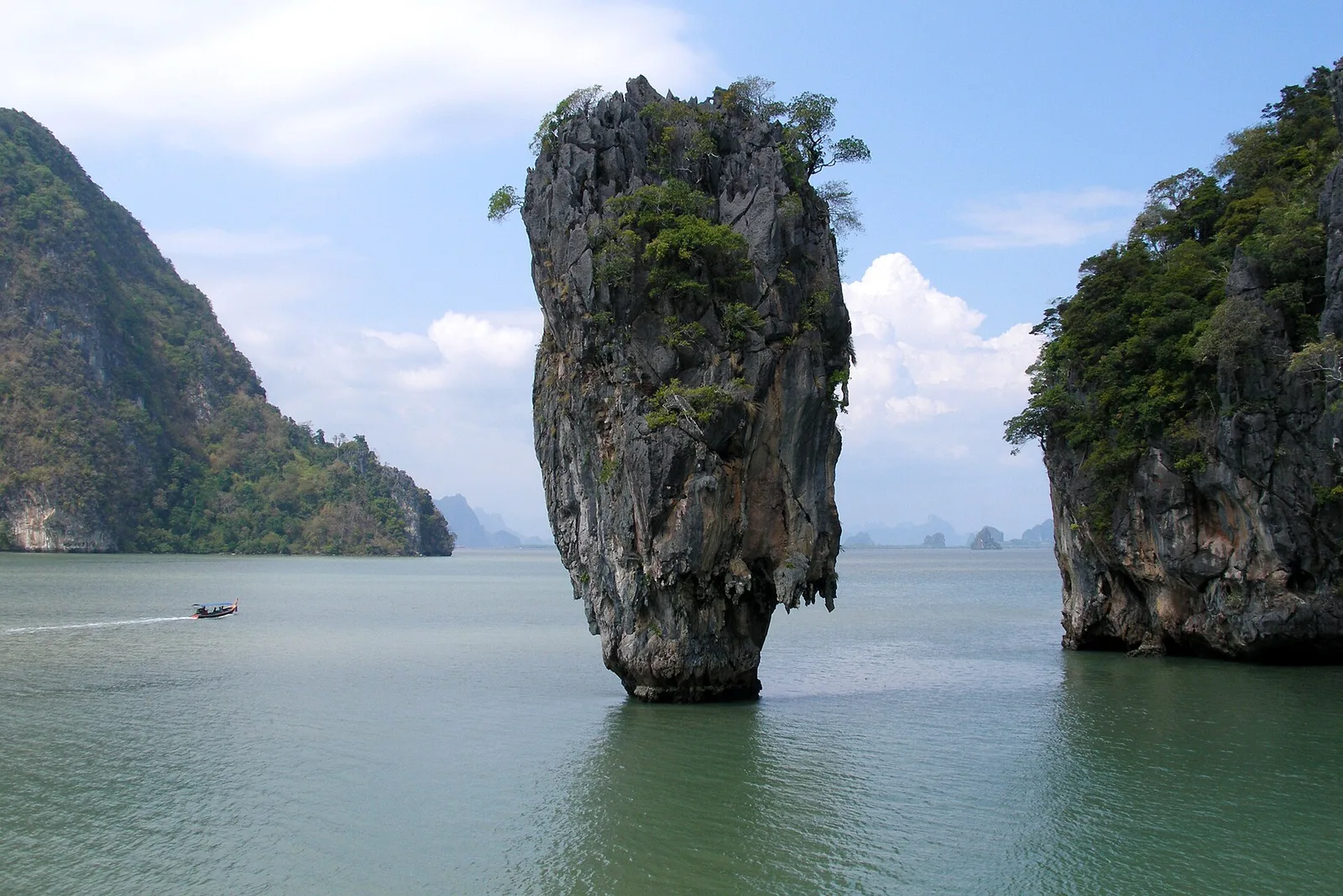 เขาตะปูข้างเขาพิงกัน